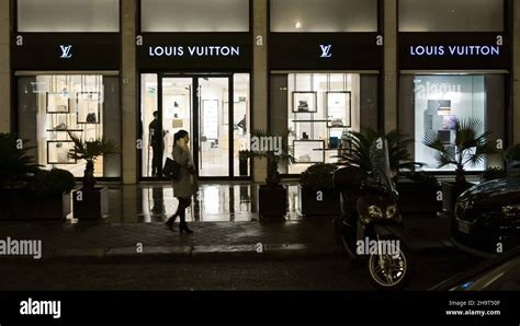 negozio louis vuitton palermo via libertà|Louis Vuitton Palermo handbags.